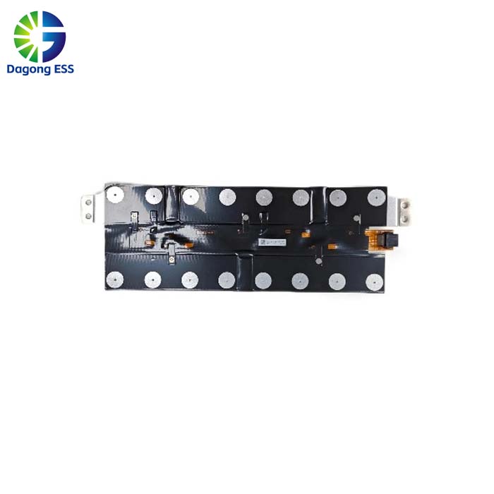 Battery Cell Contact System with Integrated Busbar